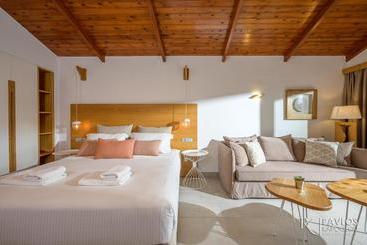 בית מלון כפרי Platanias Theros Suite By Creta Paradise