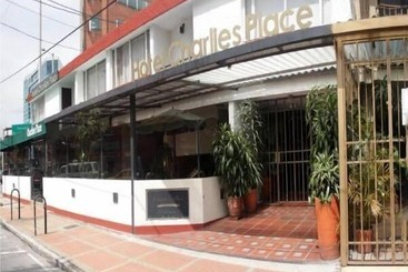 Charlies Place Hotel & Spa