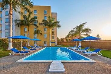 هتل City Express By Marriott Lazaro Cardenas