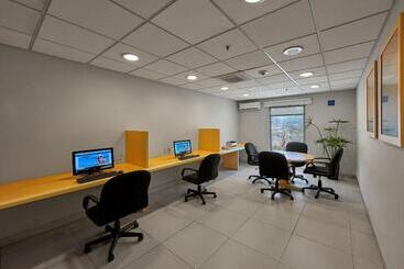 هتل City Express By Marriott Lazaro Cardenas