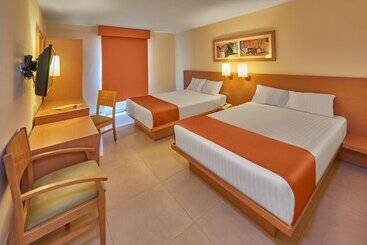 فندق City Express By Marriott Mazatlan