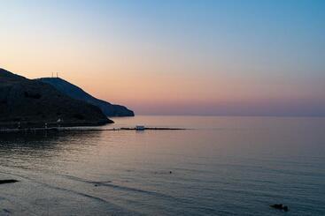 هتل Corissia Beach