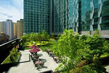 هتل Doubletree By Hilton Beijing