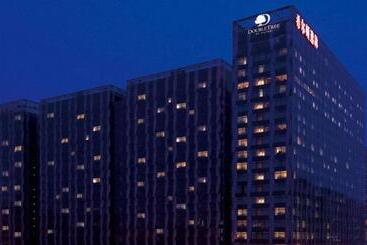 هتل Doubletree By Hilton Beijing