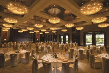 هتل Doubletree By Hilton Beijing