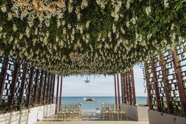 هتل Dreams Jade Resort & Spa  All Inclusive