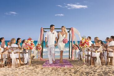 هتل Dreams Jade Resort & Spa  All Inclusive
