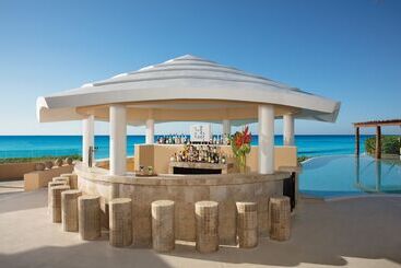 هتل Dreams Jade Resort & Spa All Inclusive