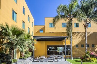 هتل Fiesta Inn Express San Luis Potosí Oriente