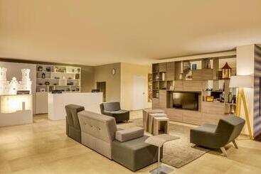 هتل Fiesta Inn Express San Luis Potosí Oriente