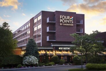 هتل Four Points By Sheraton Norwood Conference Center
