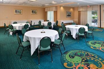 هتل Hilton Garden Inn Columbia