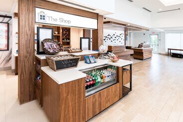 هتل Hilton Garden Inn Fairfax