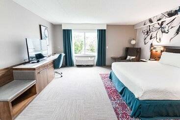 هتل Hilton Garden Inn Fairfax