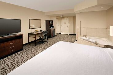هتل Hilton Garden Inn Huntsville South/redstone Arsenal