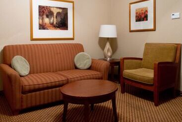 هتل Hilton Garden Inn Laramie
