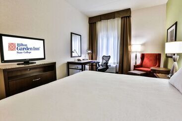 هتل Hilton Garden Inn State College