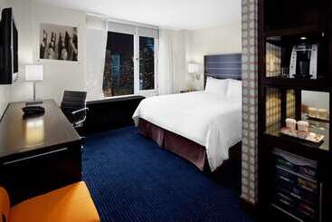 هتل Hilton New York Fashion District