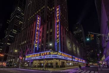 هتل Hilton New York Fashion District