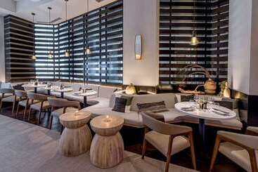هتل Hilton New York Fashion District
