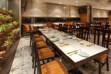 هتل Holiday Inn Mexico Coyoacan