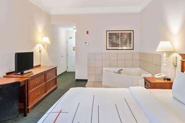 هتل La Quinta Inn And Suites Fort Myers I75