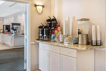 هتل La Quinta Inn And Suites Fort Myers I75