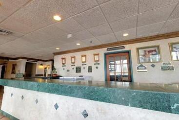 هتل Miami Gardens Inn & Suites
