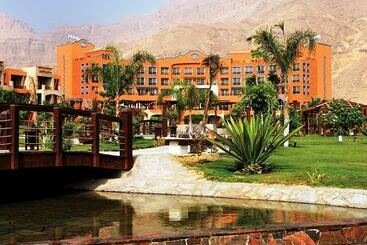 هتل Mövenpick Resort El Sokhna