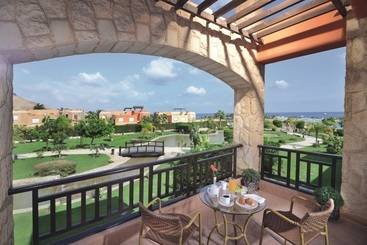 هتل Mövenpick Resort El Sokhna
