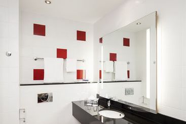 هتل Park Inn By Radisson Belfast