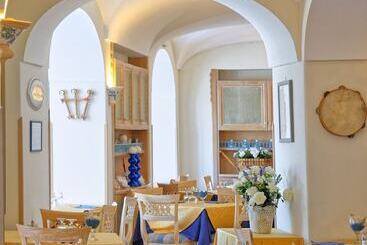 Hotel Punta Imperatore