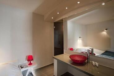 هتل Regina Mare Adults Only