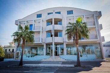 هتل Residence Miljunka