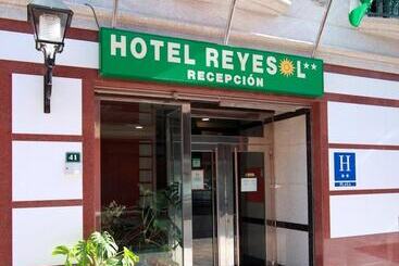 هتل Reyesol