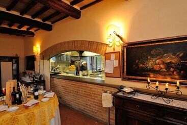 هتل Ripa Relais Colle Del Sole