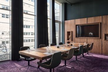 Roomers, Frankfurt, A Member Of Design Hotels