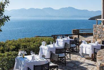 هتل Aquila Elounda Village Resort, Suites & Spa