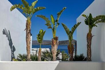 هتل Aquila Elounda Village Resort, Suites & Spa