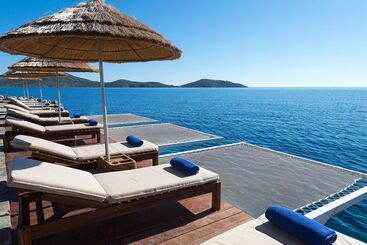 هتل Aquila Elounda Village Resort, Suites & Spa