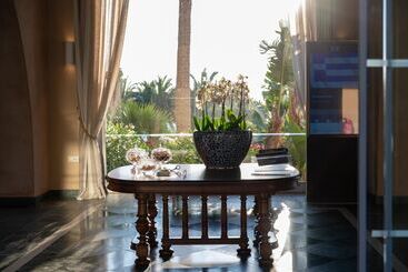 هتل Aquila Elounda Village Resort, Suites & Spa