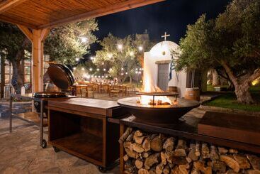 هتل Aquila Elounda Village Resort, Suites & Spa
