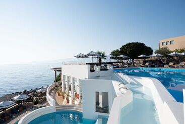 هتل Aquila Elounda Village Resort, Suites & Spa