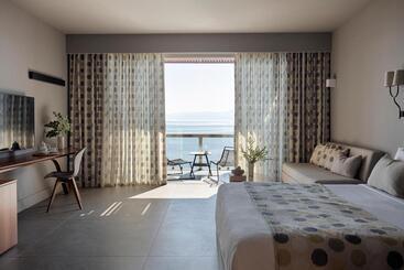 هتل Aquila Elounda Village Resort, Suites & Spa