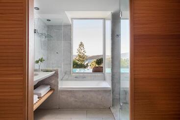 هتل Aquila Elounda Village Resort, Suites & Spa