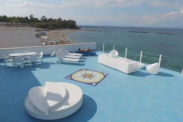 هتل Solemare Beach & Beauty Spa