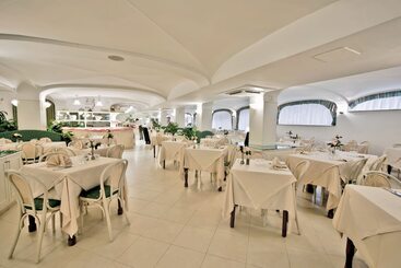 هتل Solemare Beach & Beauty Spa