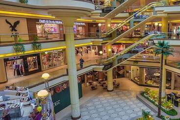 هتل Staybridge Suites & Apartments   Citystars, An Ihg