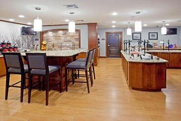 בית מלון כפרי Staybridge Suites Houston West   Energy Corridor, An Ihg