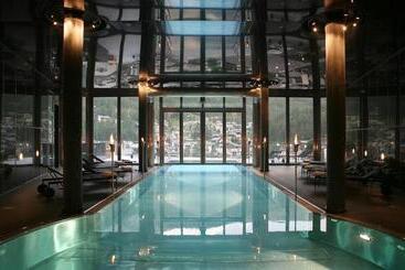 هتل The Omnia